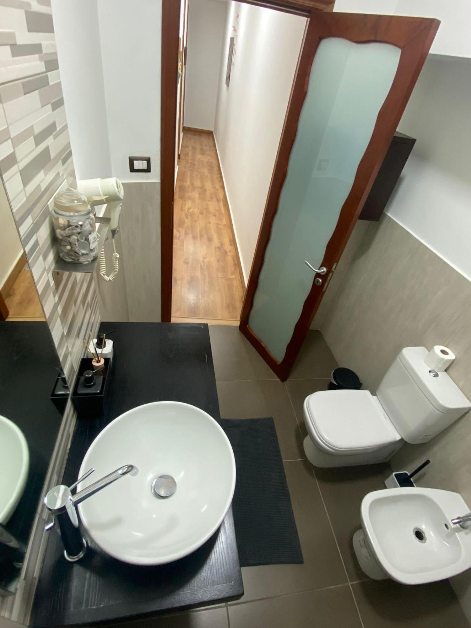 Arco Del Vescovo 1 Hotel Acireale Buitenkant foto