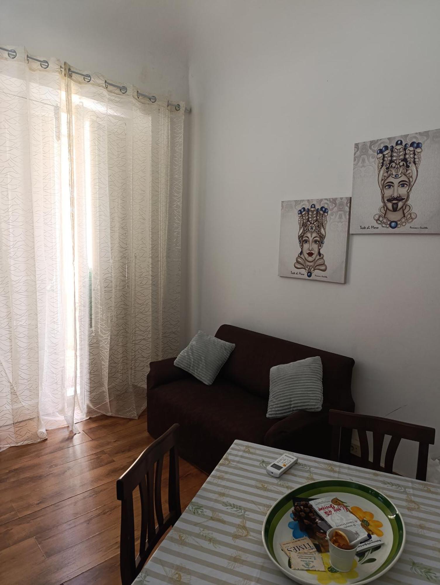 Arco Del Vescovo 1 Hotel Acireale Buitenkant foto
